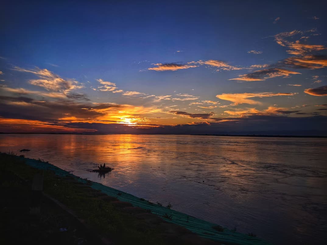 Sunset cruise Bramhaputra